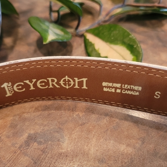 ONE EYERON Genuine Leather Belt, Golf Club Head Buckle, Inset Magnetic Marker - Picture 11 of 16
